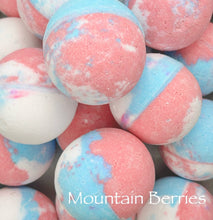 Load image into Gallery viewer, Bath Bomb - Mountain Berries